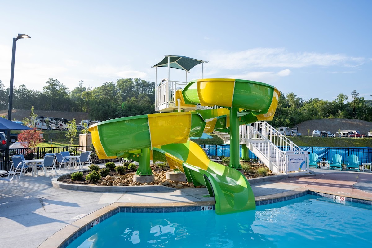 Camp Margaritaville RV Resort & Lodge - Pigeon Forge — photo 4