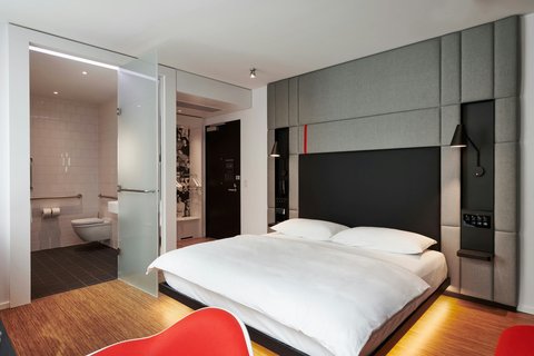 citizenM Chicago Downtown — photo 4