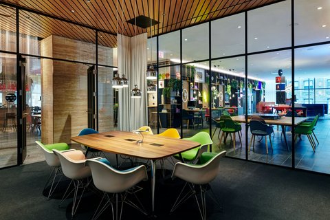 citizenM Chicago Downtown — photo 5