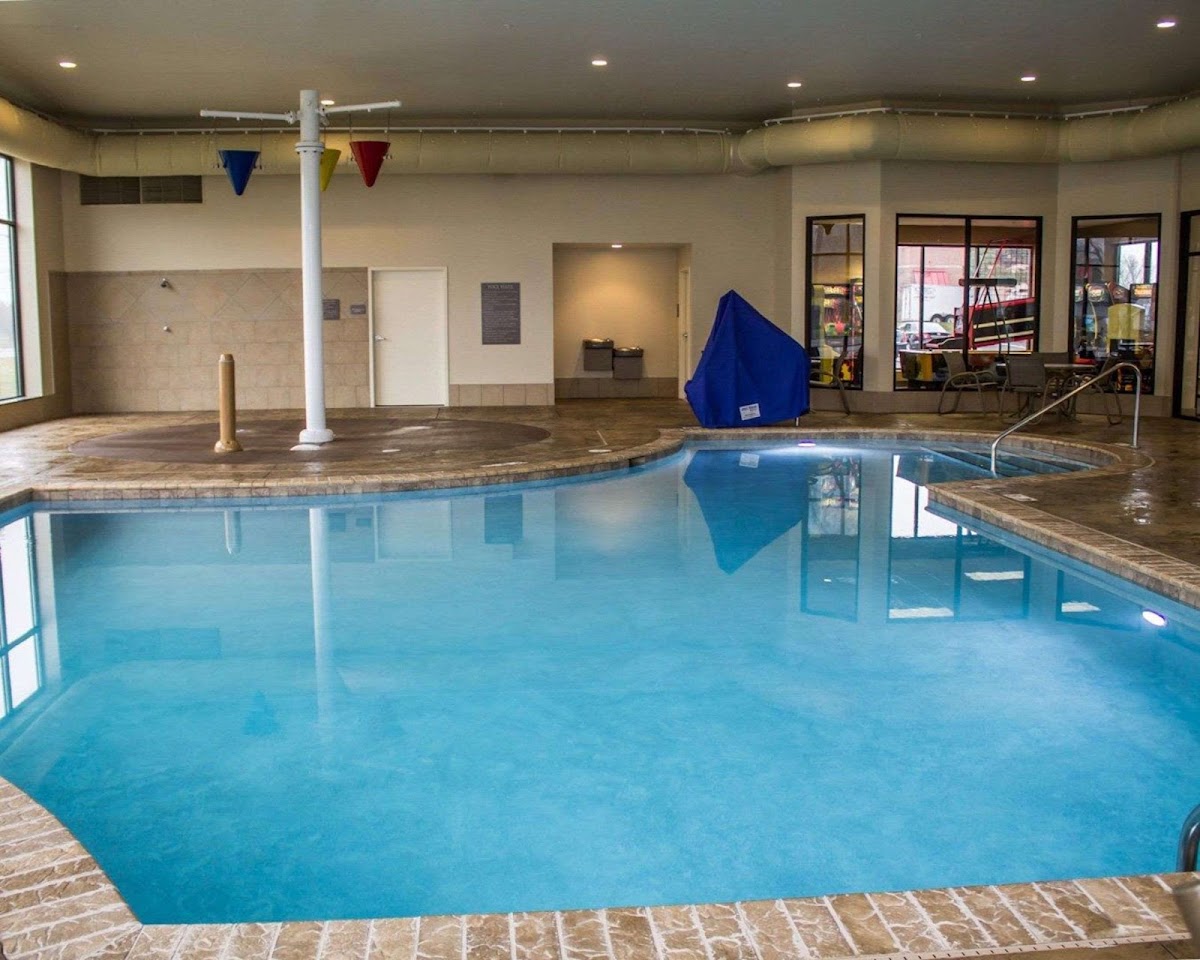Comfort Inn & Suites Wadsworth — photo 5
