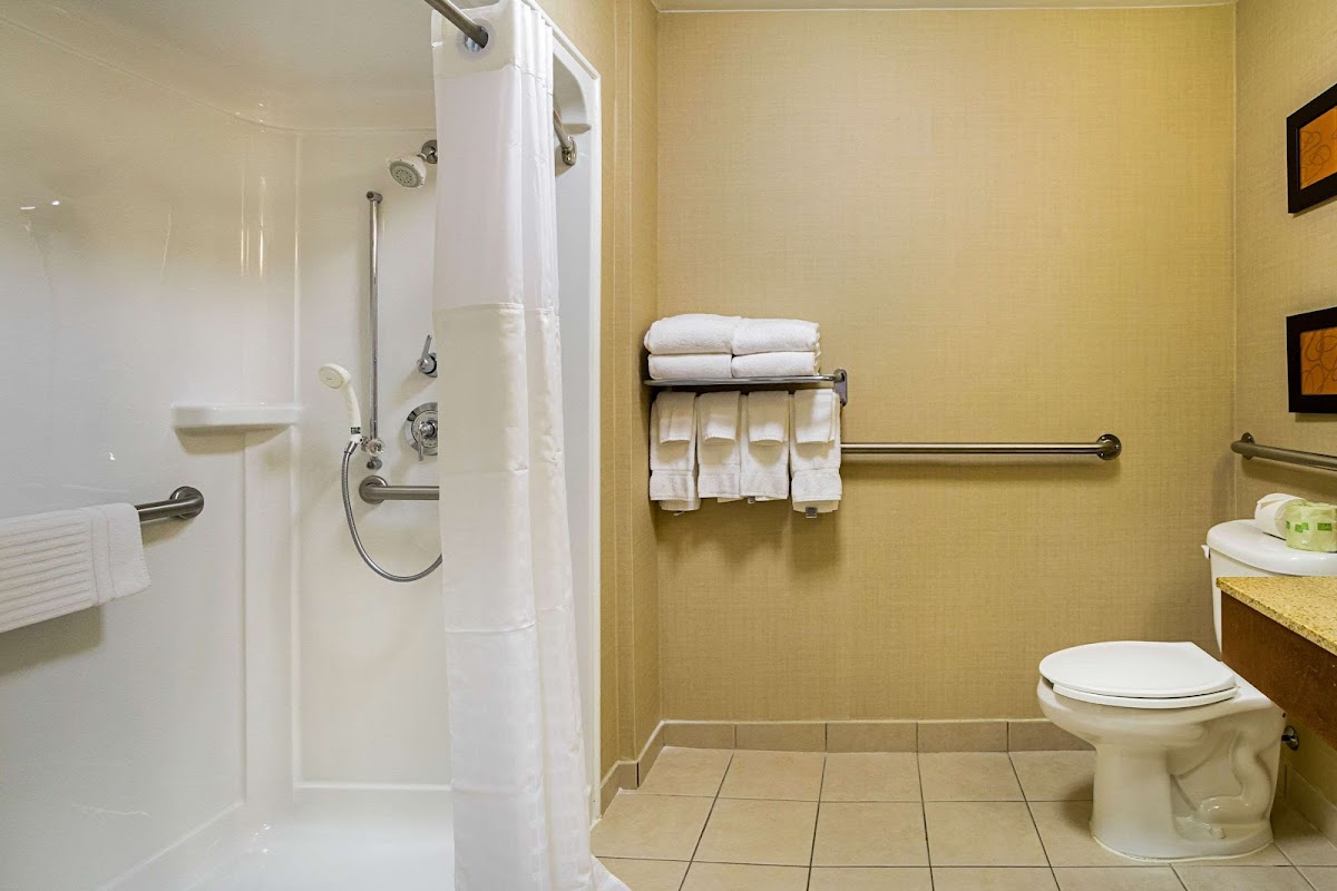 Comfort Suites Twinsburg — photo 5