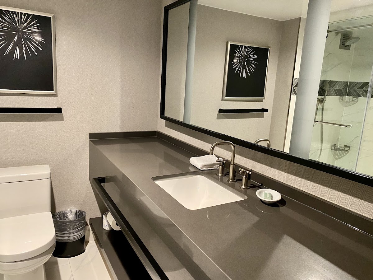 Courtyard by Marriott Arlington Crystal City/Reagan National Airport — photo 4