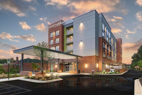 Courtyard by Marriott Asheville Biltmore Village — photo 1