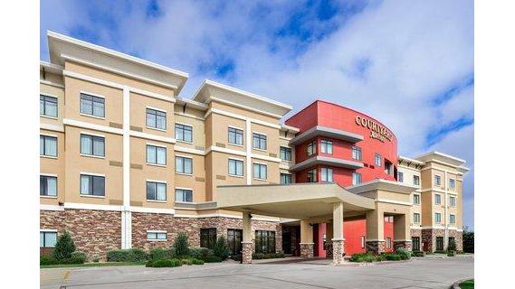 Courtyard by Marriott Lubbock Downtown/University Area — photo 1