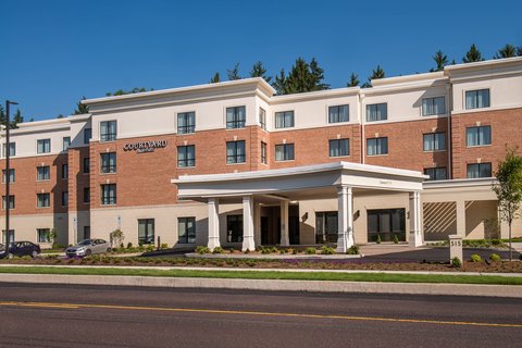 Courtyard by Marriott Hershey Chocolate Avenue — photo 1