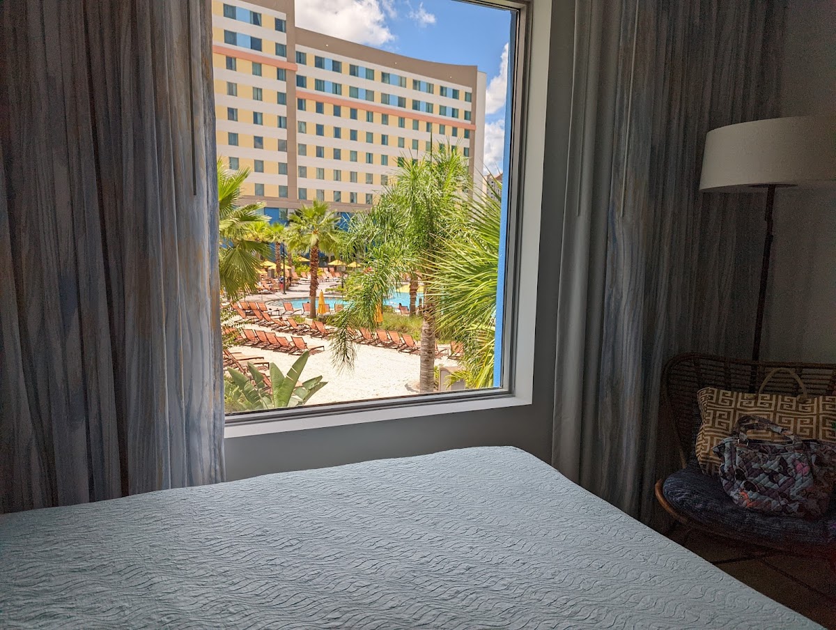 Universal Endless Summer Resort - Dockside Inn and Suites — photo 3