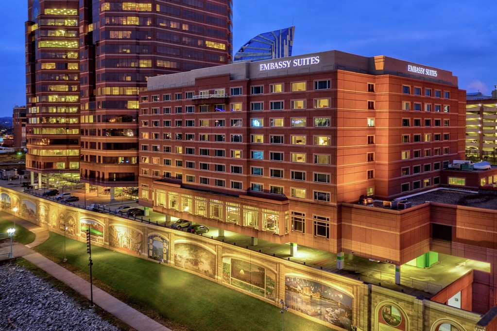 Embassy Suites by Hilton Cincinnati RiverCenter — photo 1