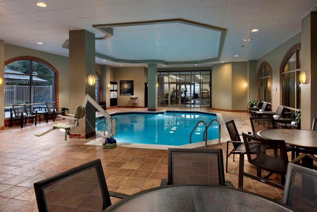 Embassy Suites by Hilton Dulles Airport — photo 4