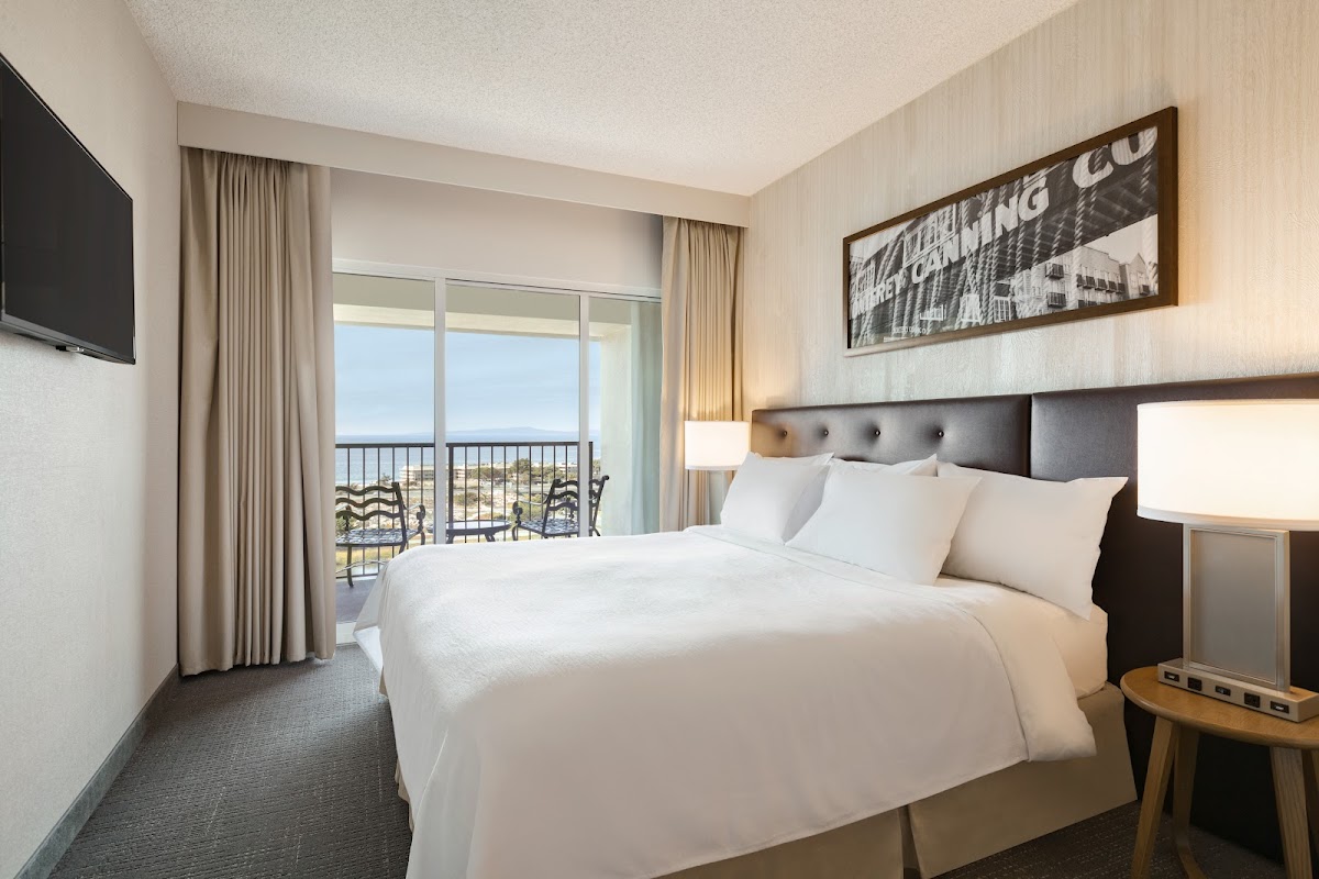Embassy Suites by Hilton Monterey Bay Seaside — photo 3