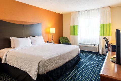 Fairfield by Marriott Inn & Suites Canton — photo 3