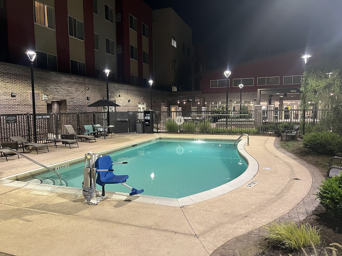 Fairfield by Marriott Inn & Suites Charlotte Airport — photo 4