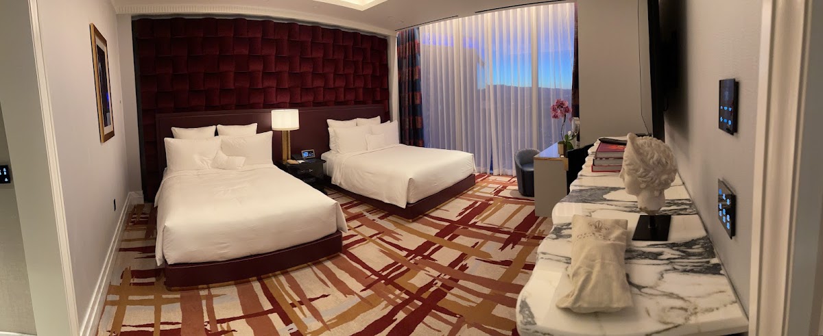 Fontainebleau Las Vegas — photo 3