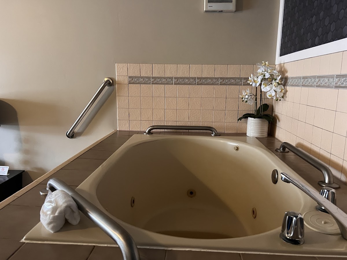 Golden Haven Spa LLC — photo 5