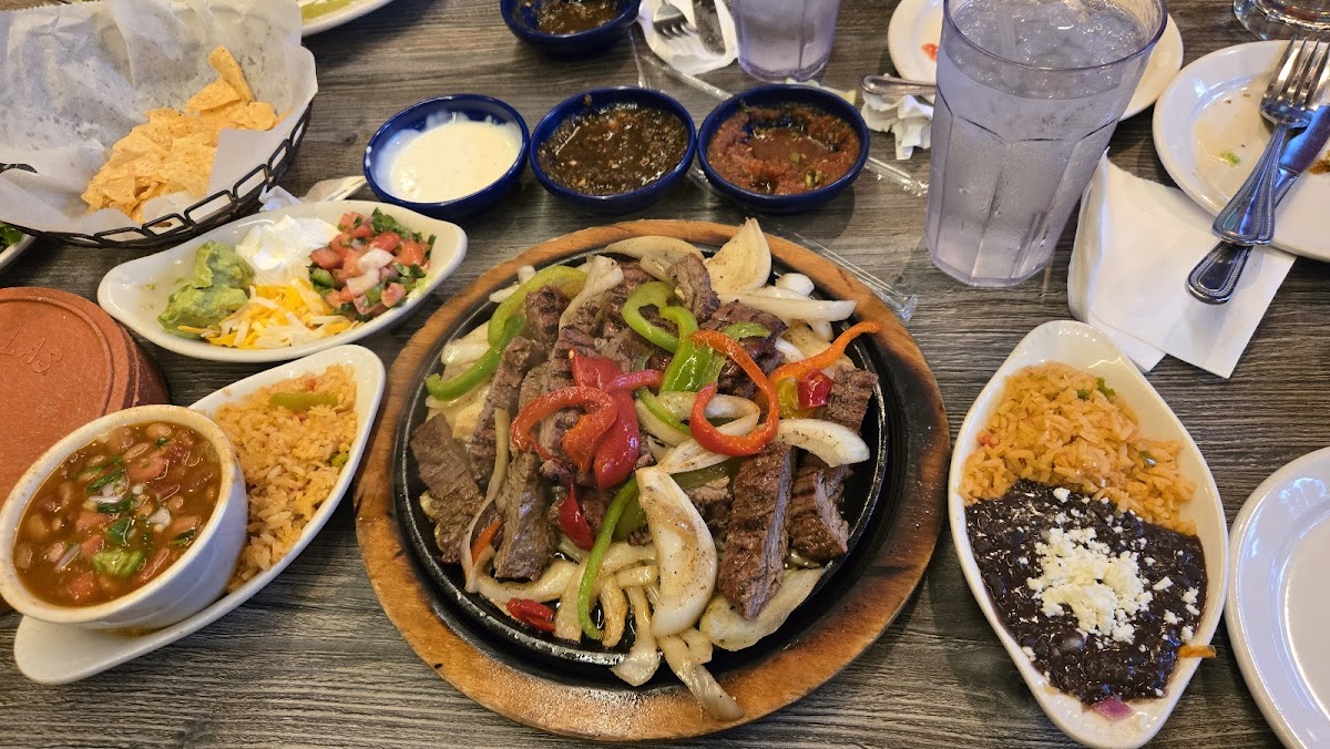 La Hacienda Ranch — photo 4