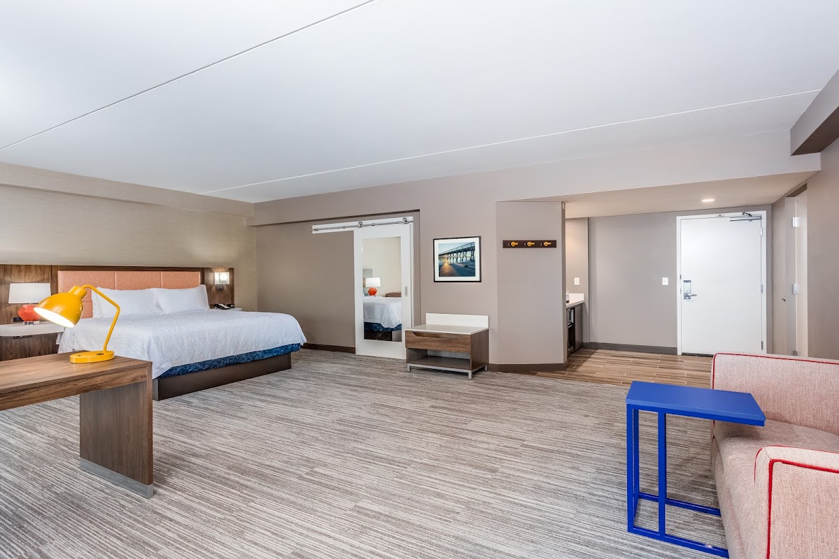 Hampton Inn & Suites Kittery-Portsmouth — photo 3