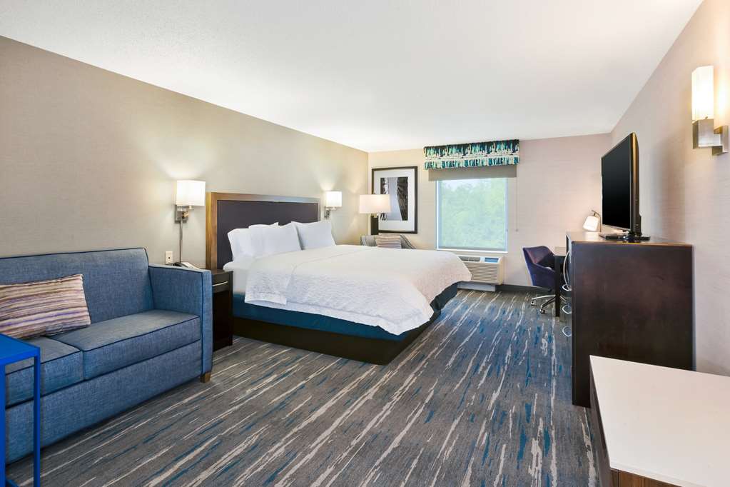 Hampton Inn and Suites Flint/Grand Blanc — photo 3