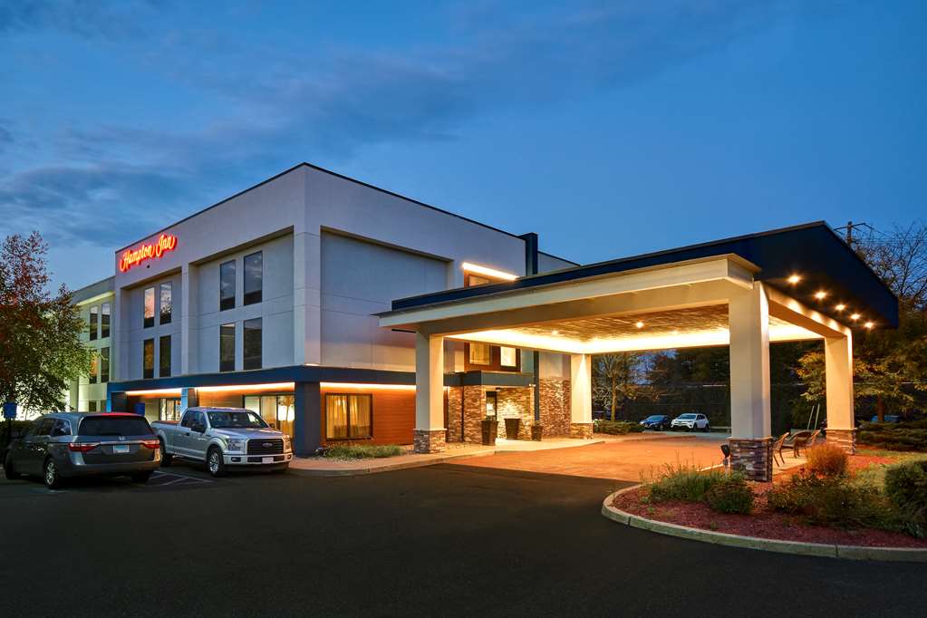 Hampton Inn White River Junction — photo 1