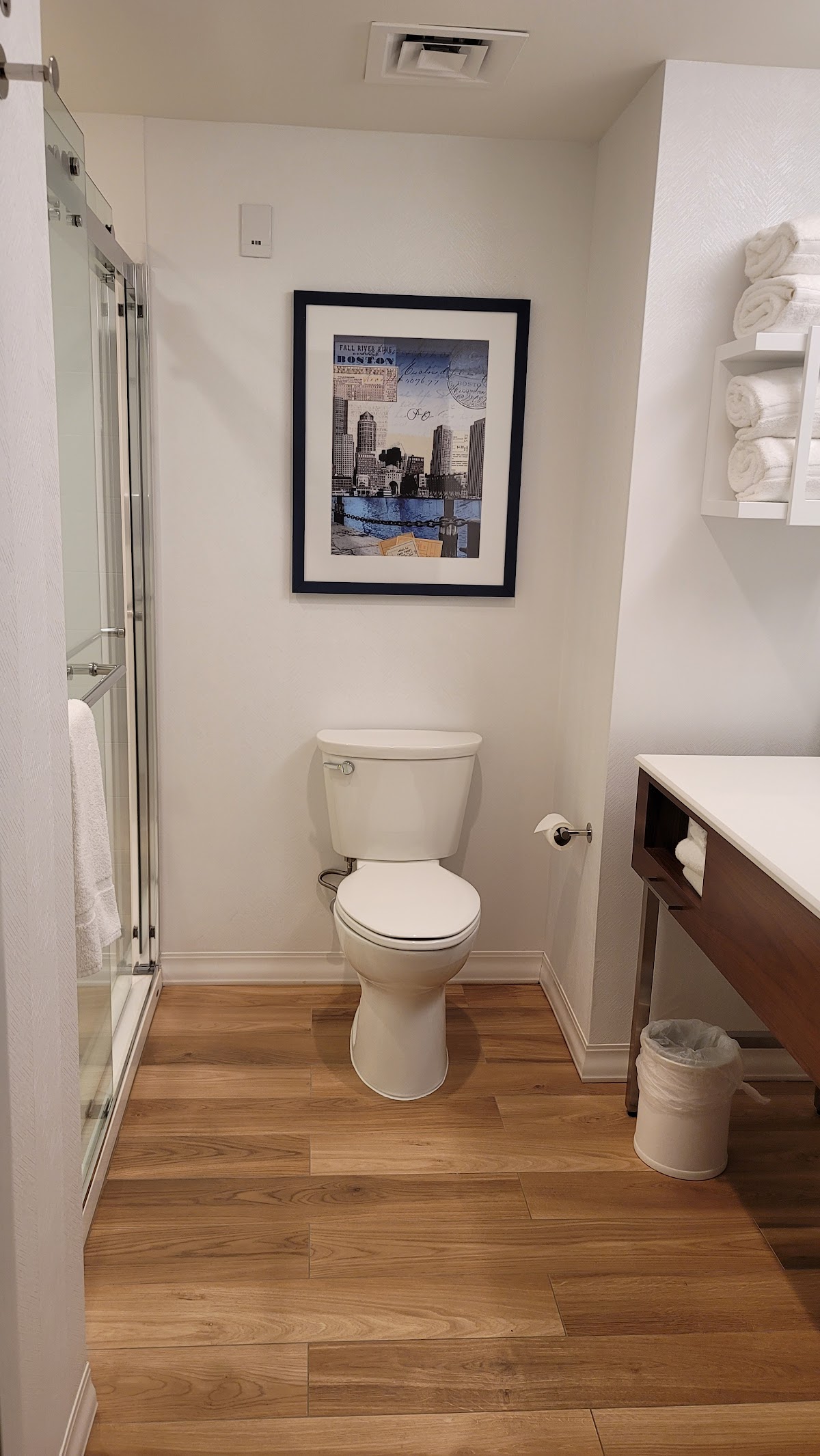 Hampton Inn Boston Seaport District — photo 5