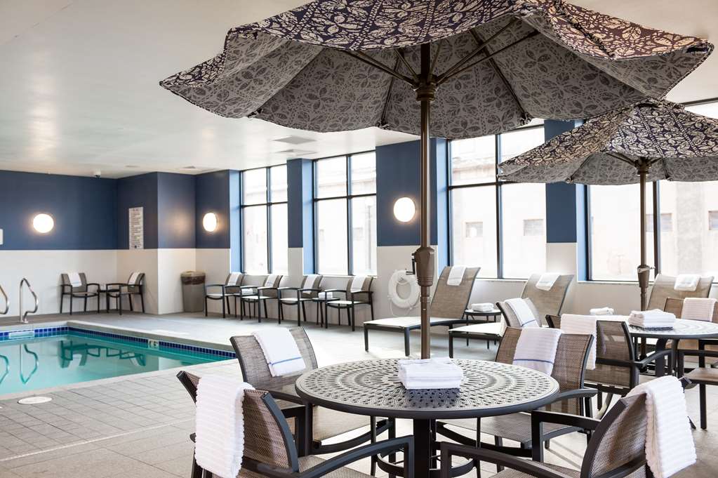 Hampton Inn & Suites La Crosse Downtown — photo 4