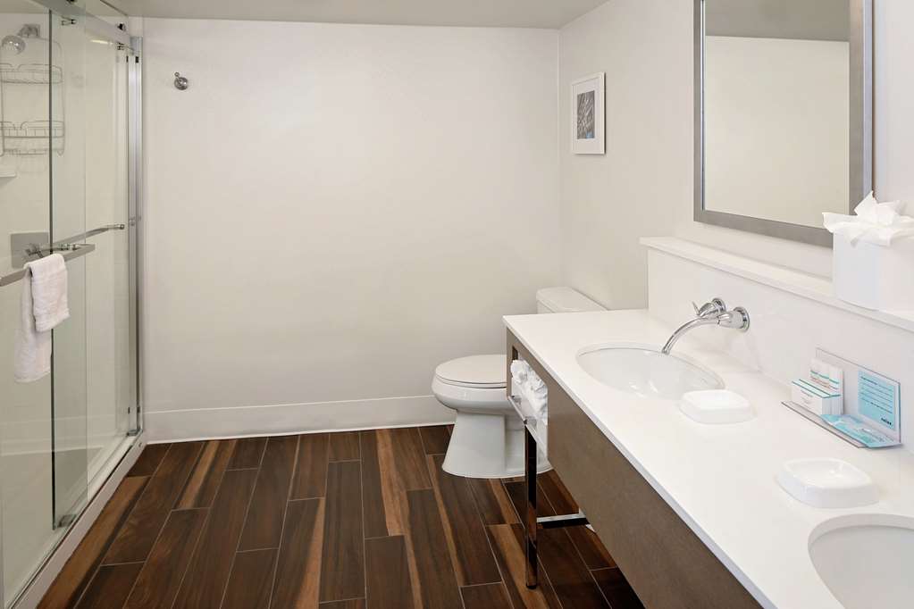 Hampton Inn Louisville Downtown — photo 5