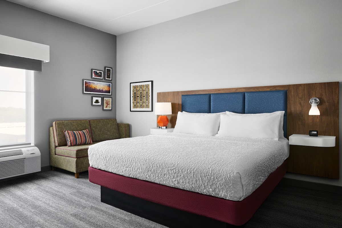 Hampton Inn & Suites Charlotte Steele Creek — photo 3