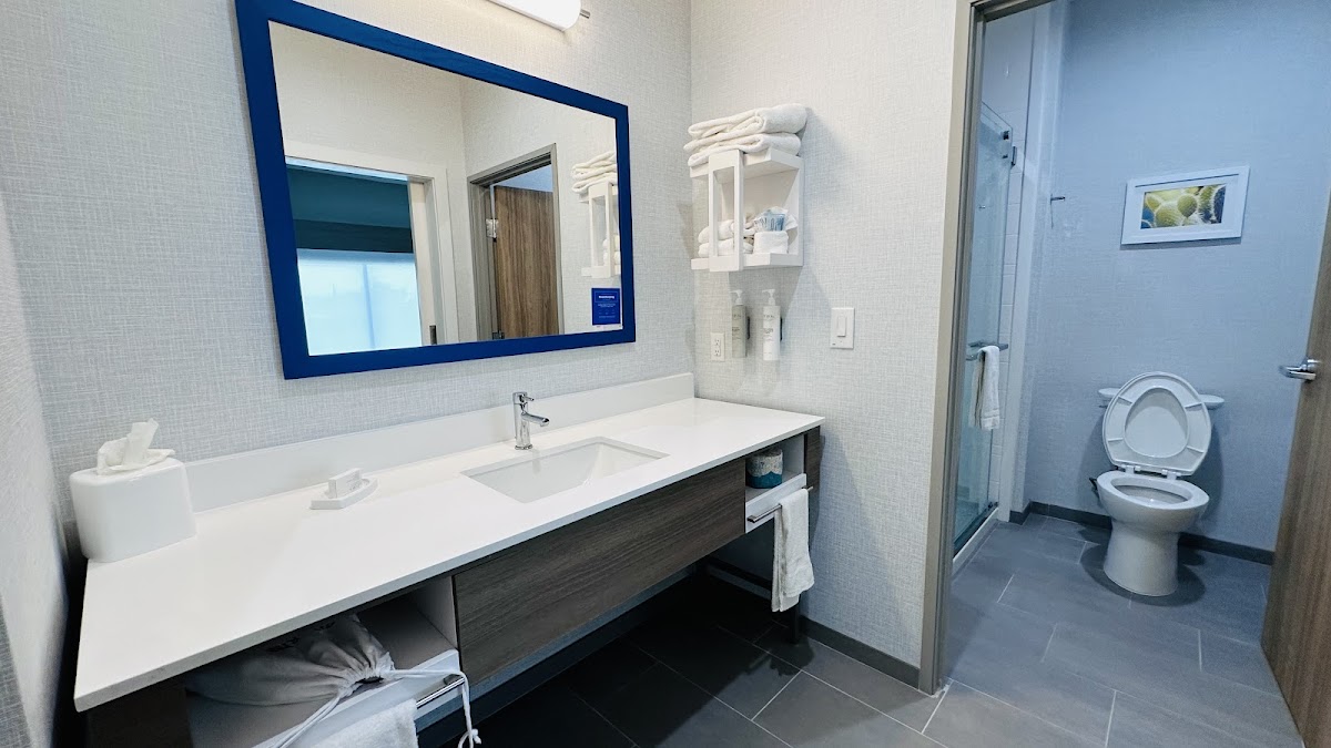 Hampton Inn & Suites Weatherford — photo 5