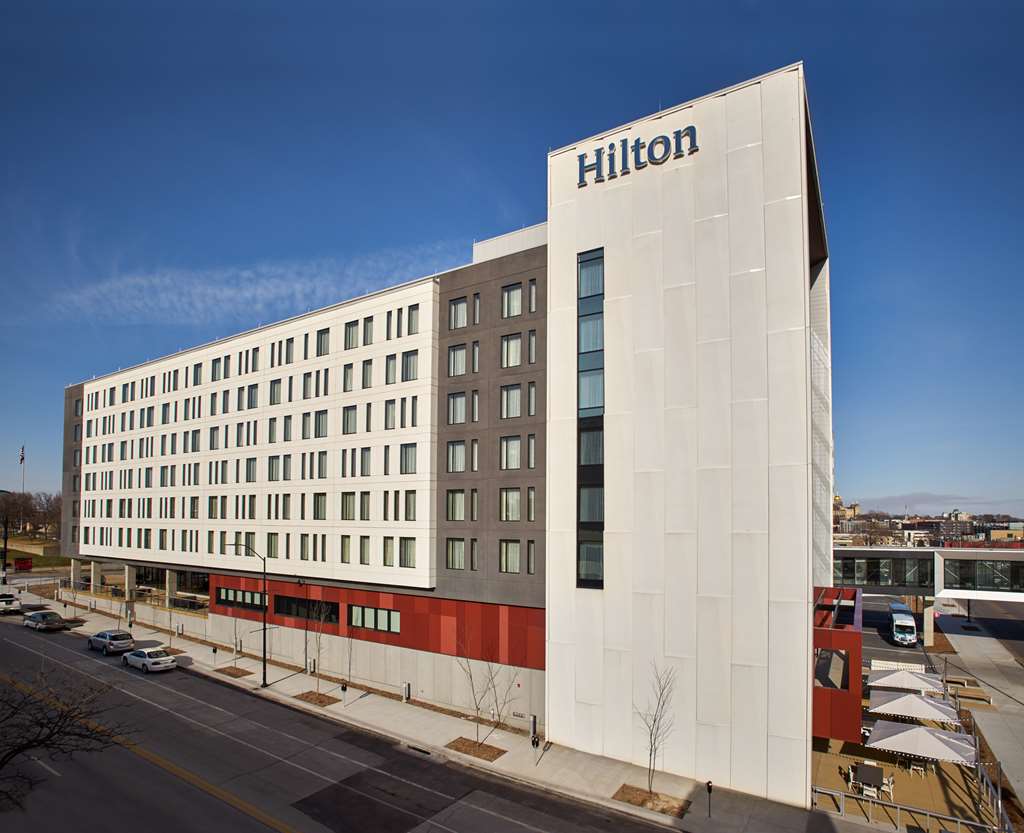 Hilton Des Moines Downtown — photo 1