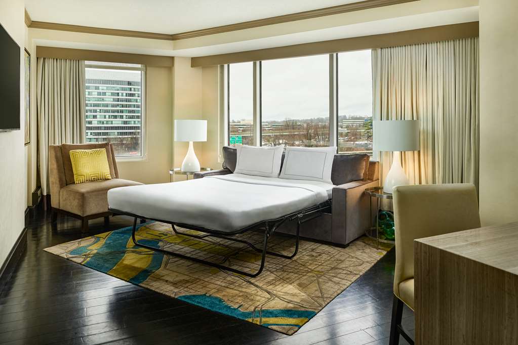 Hilton McLean Tysons Corner — photo 3
