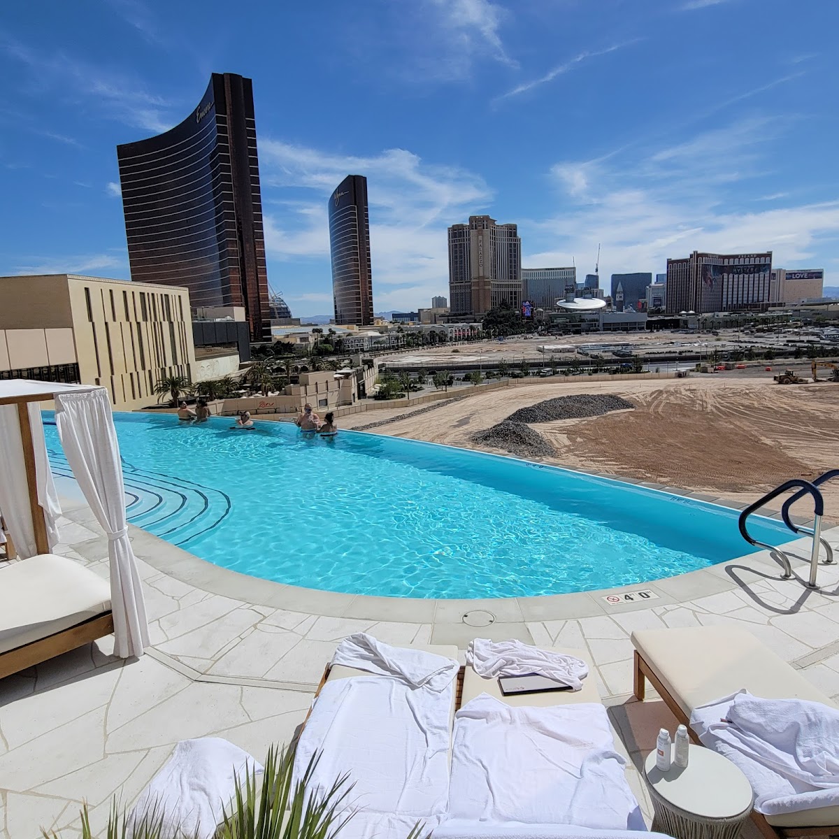 Las Vegas Hilton at Resorts World — photo 4