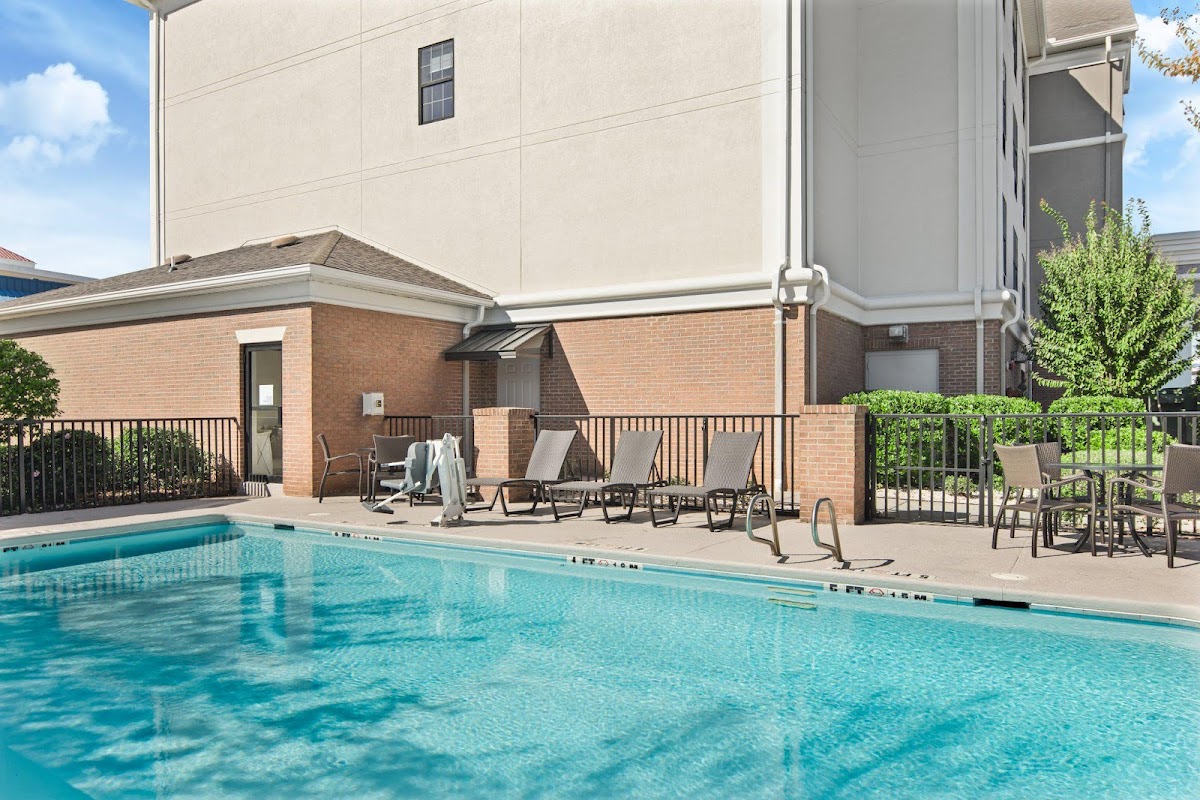 Holiday Inn Express & Suites Byron by IHG — photo 1