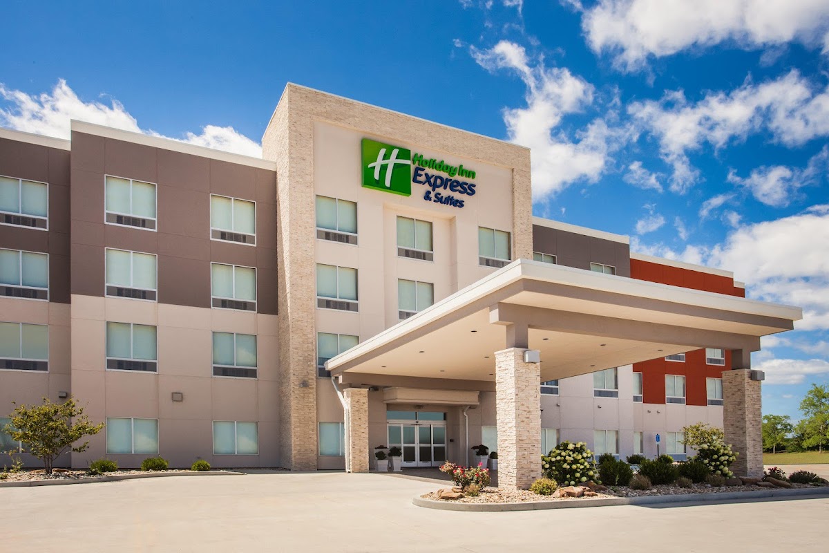 Holiday Inn Express & Suites Litchfield West by IHG — photo 1