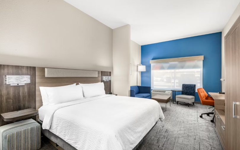 Holiday Inn Express & Suites Phoenix West Tolleson, an IHG Hotel — photo 3