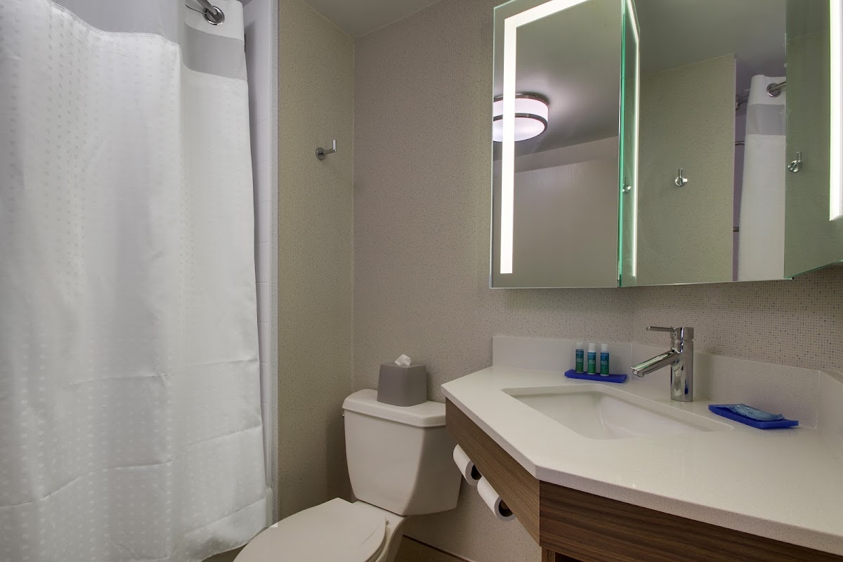 Holiday Inn Express Voorhees - Mt. Laurel, an IHG Hotel — photo 5
