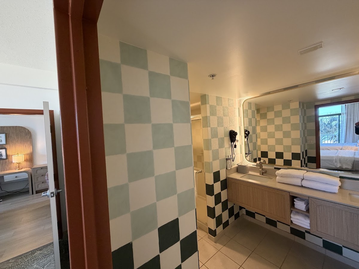 Holiday Inn & Suites Virginia Beach - North Beach by IHG — photo 5