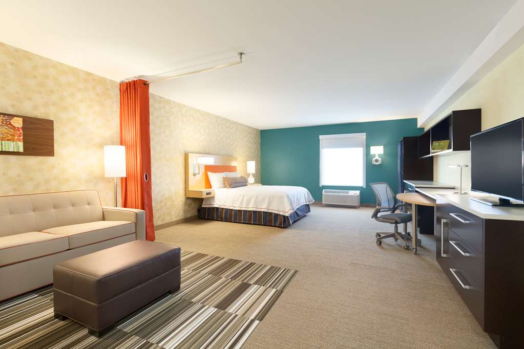 Home2 Suites By Hilton El Paso Airport — photo 3