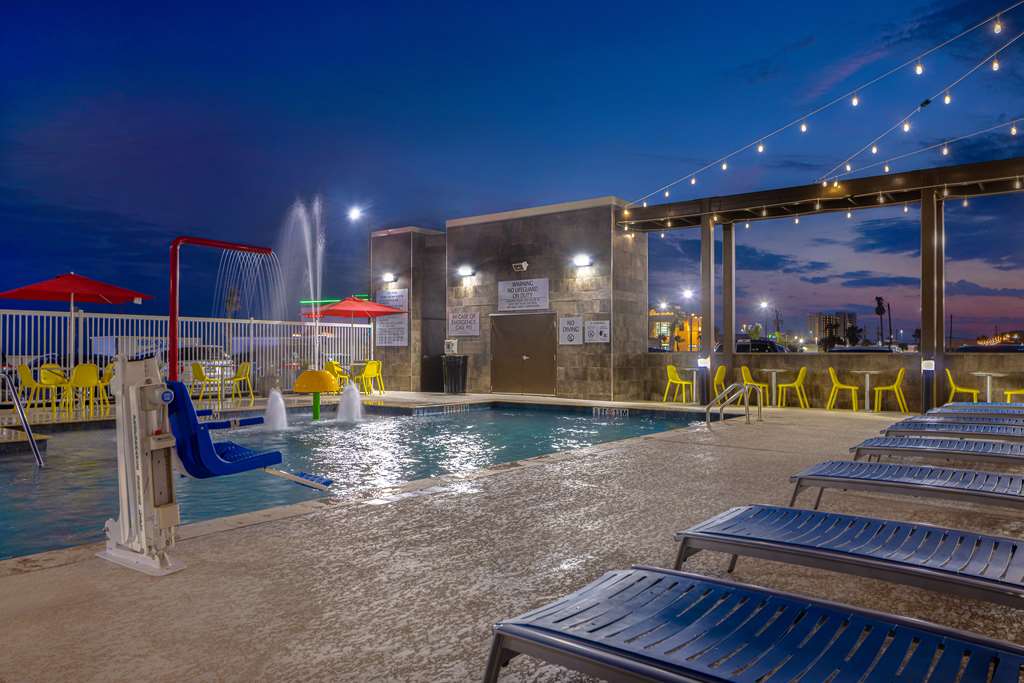 Home2 Suites by Hilton Galveston — photo 4