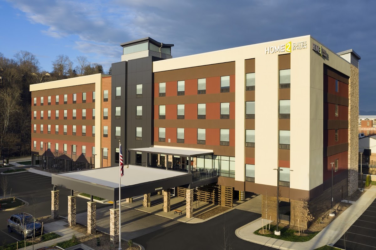 Home2 Suites by Hilton Asheville Biltmore Village — photo 1