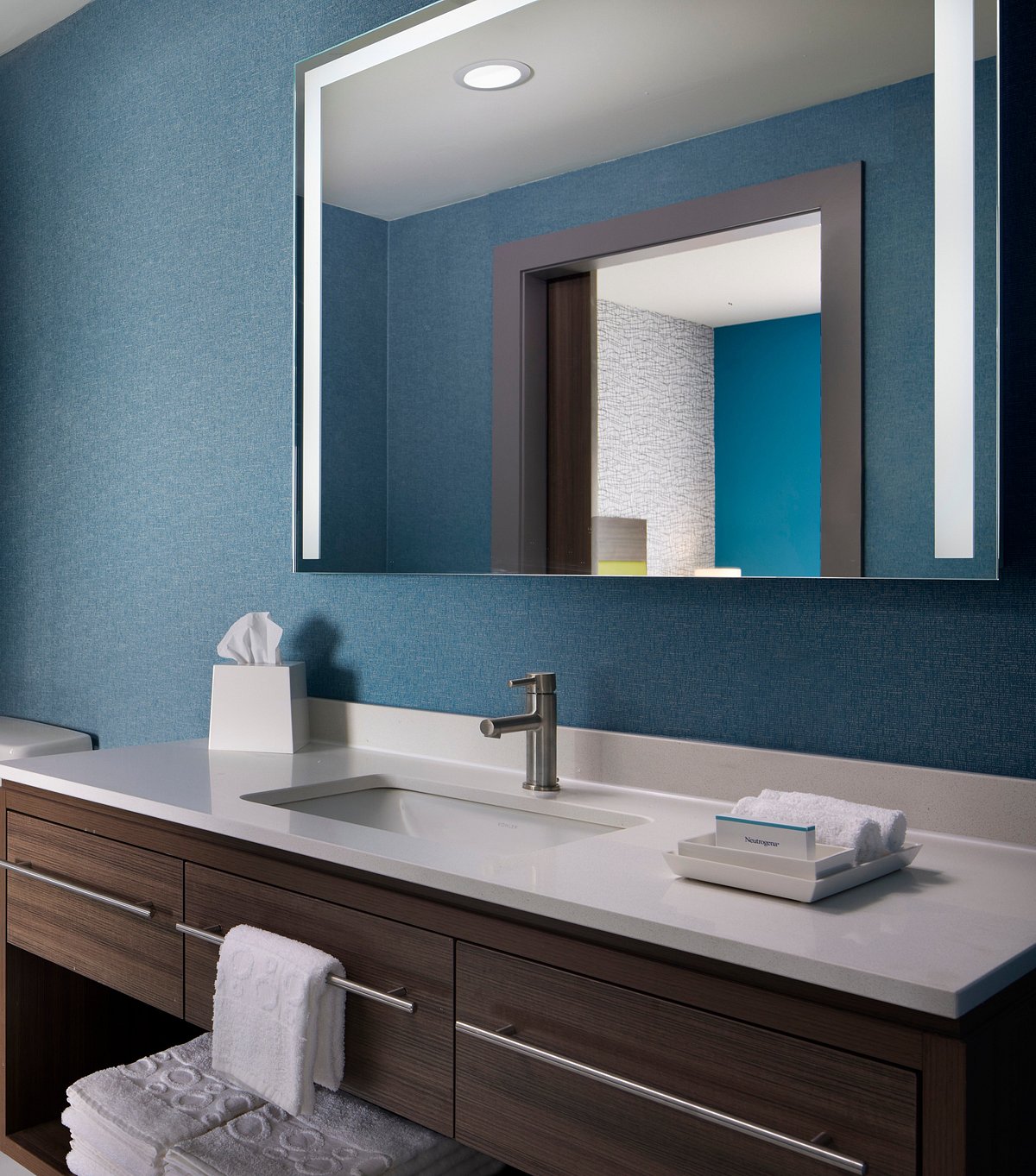 Home2 Suites by Hilton Indianapolis Keystone Crossing — photo 4