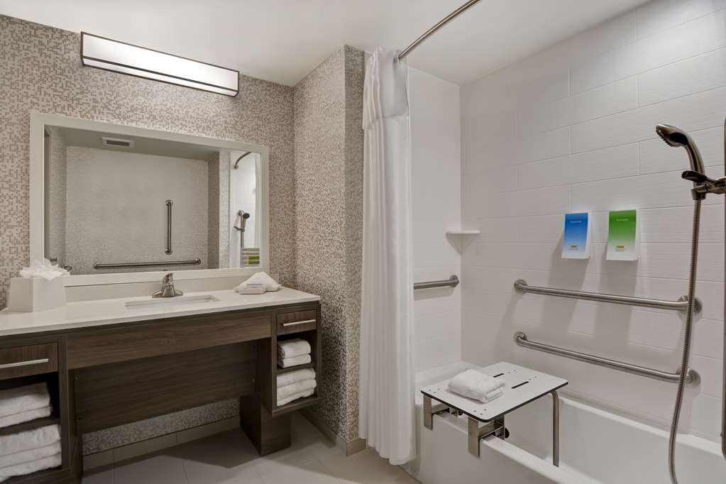 Home2 Suites by Hilton Sarasota I-75 Bee Ridge — photo 5