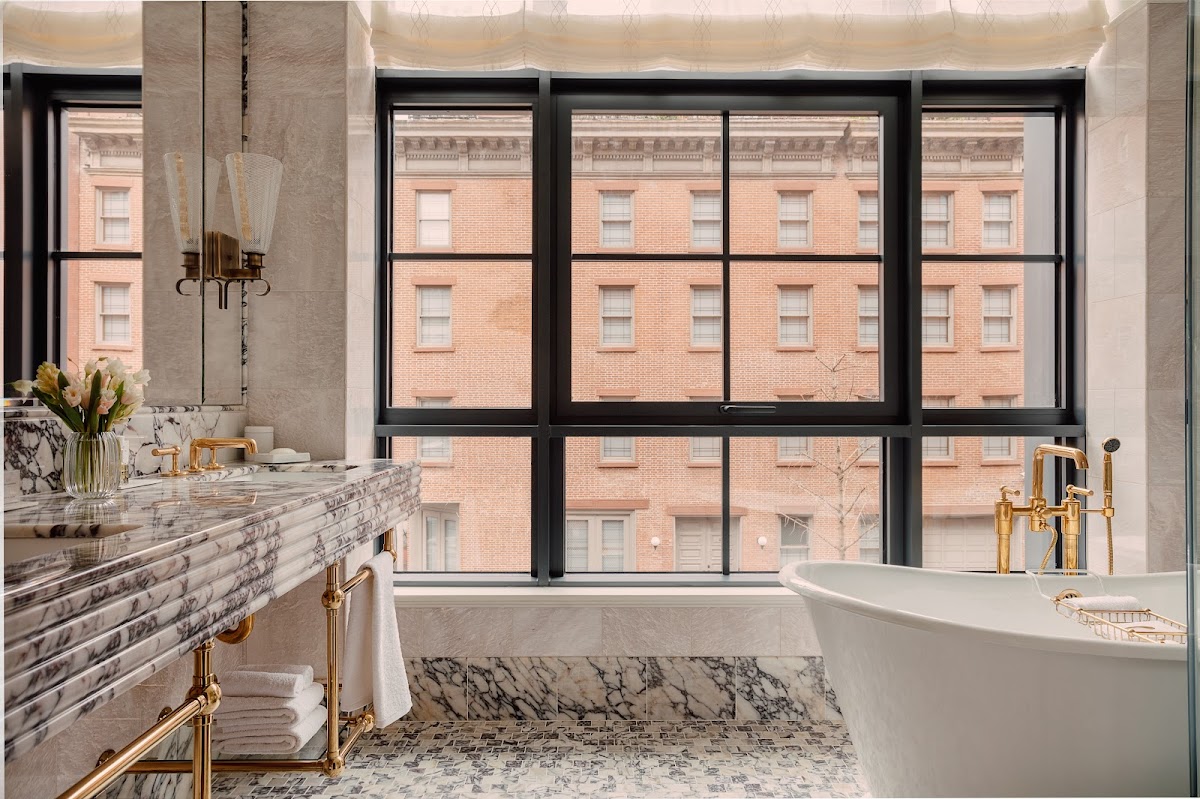 Fouquet's New York — photo 1