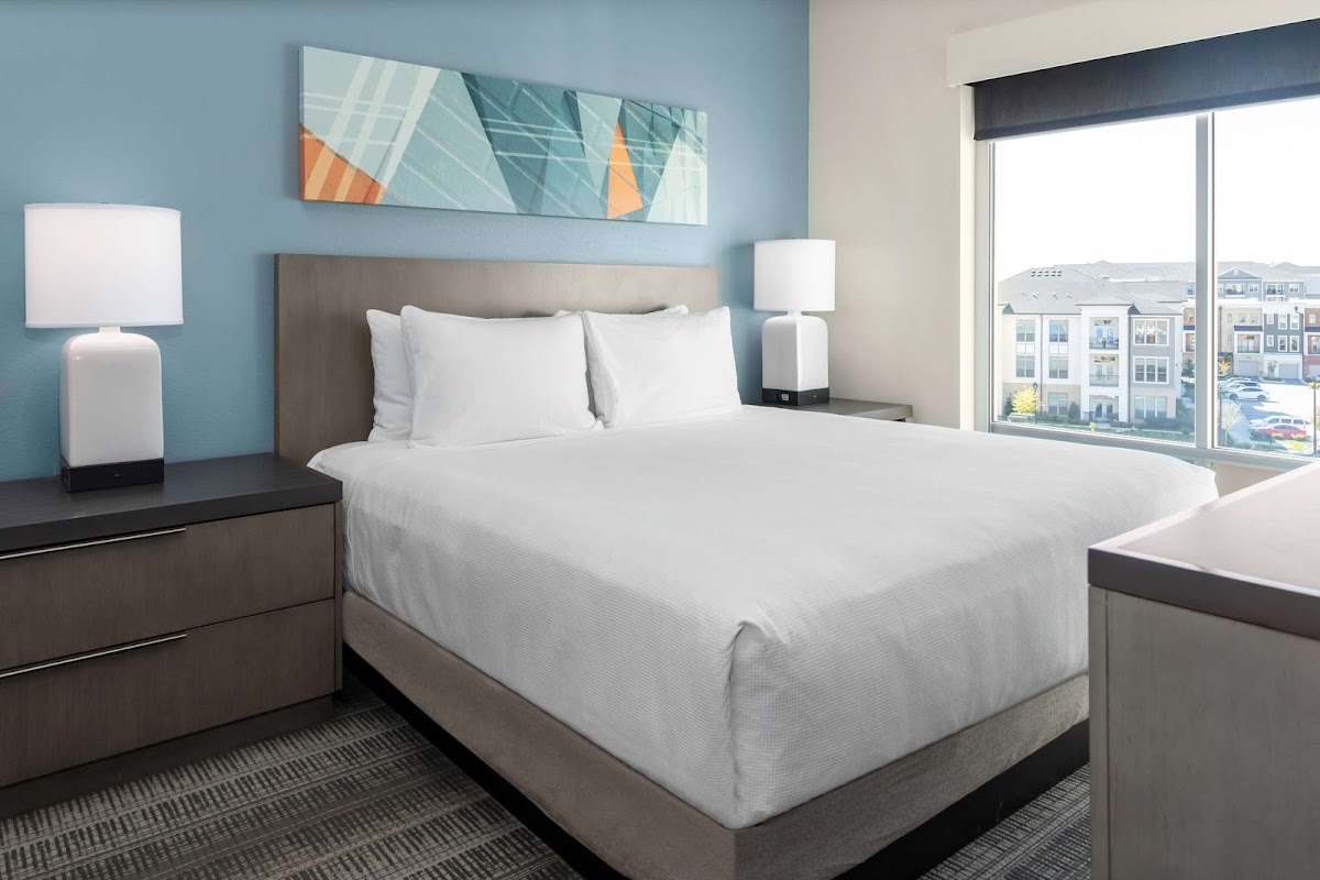 Hyatt House Charlotte / Rea Farms — photo 3