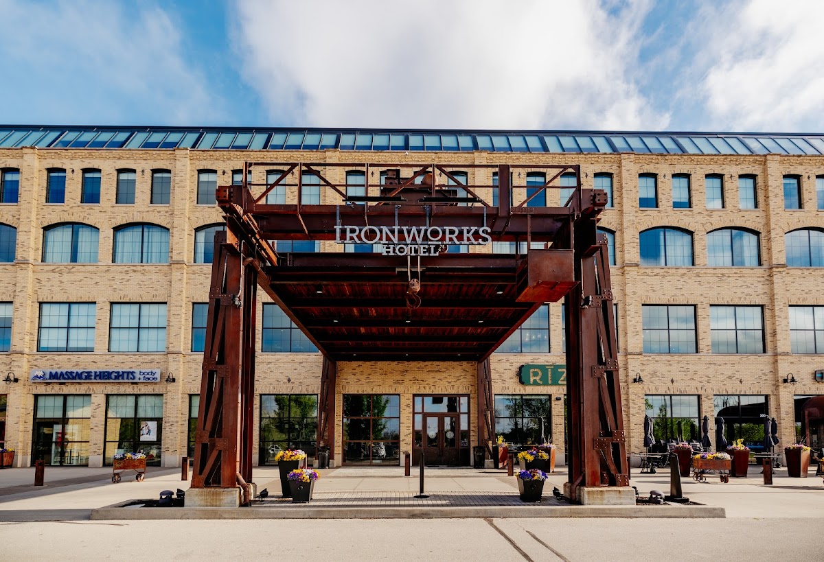 Ironworks Hotel Indy — photo 5