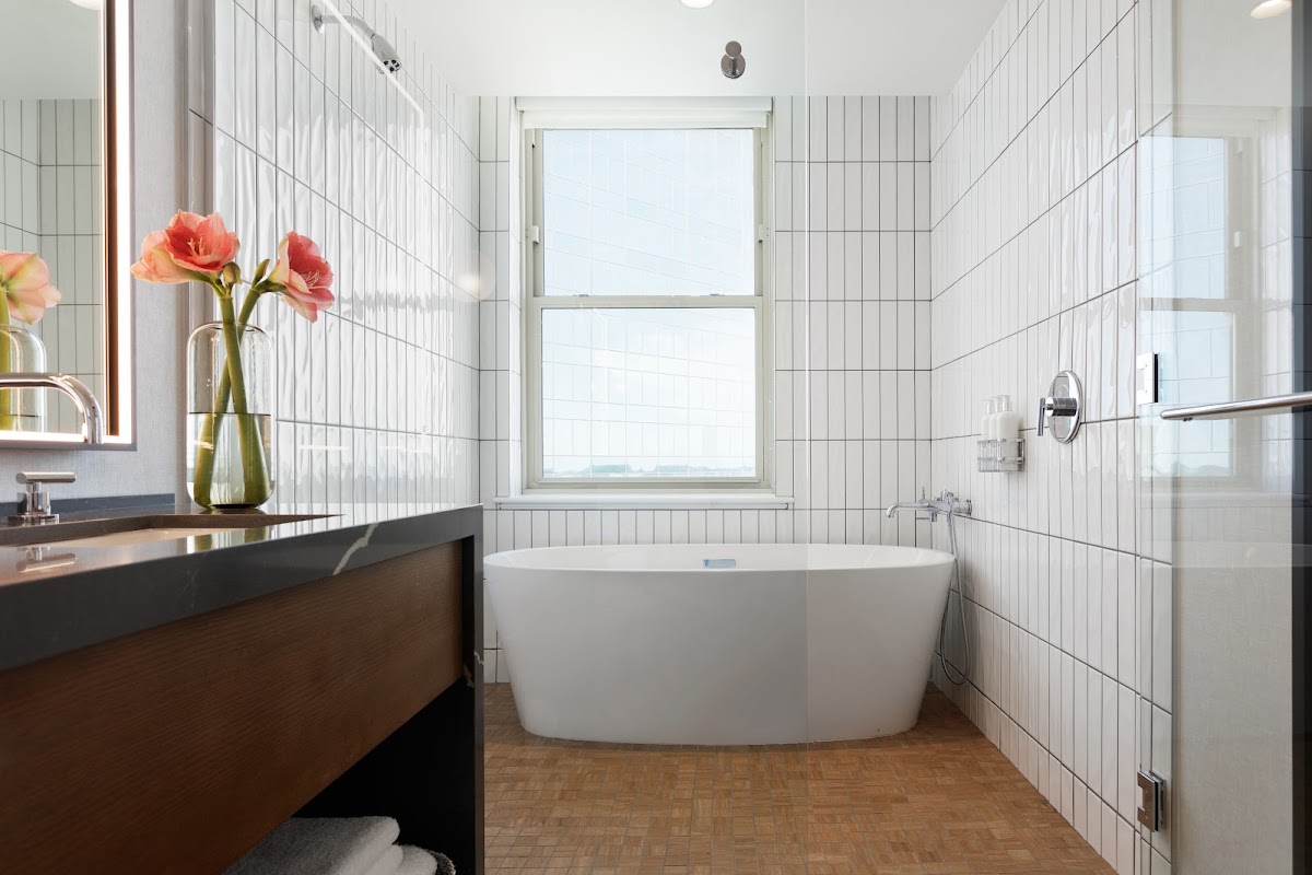 Kimpton Harper Hotel — photo 4