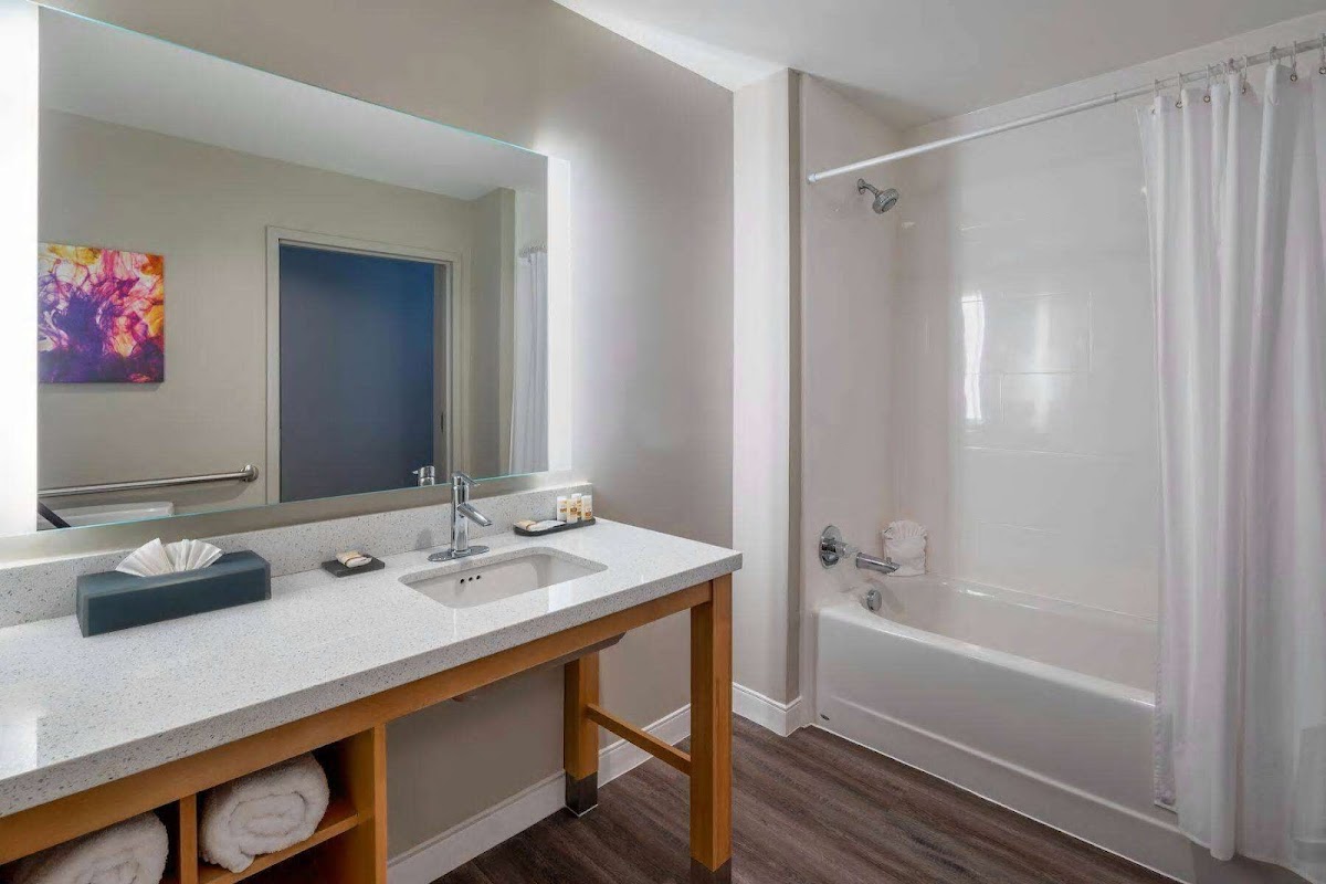 La Quinta Inn & Ste by Wyndham Wisconsin Dells- Lake Delton — photo 5