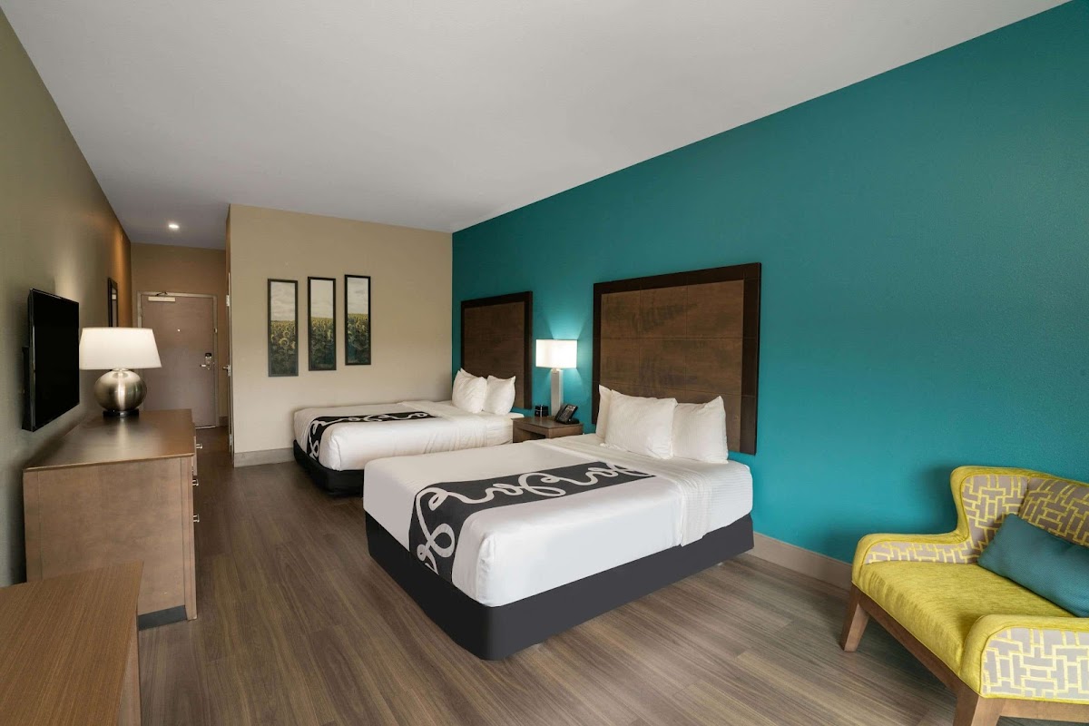 La Quinta Inn & Suites by Wyndham West Memphis — photo 3