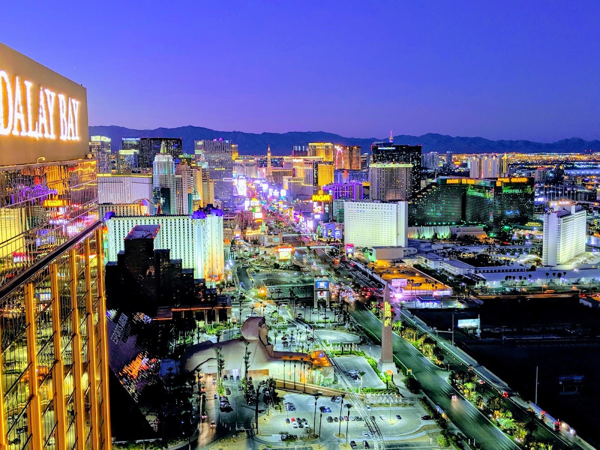 Mandalay Bay — photo 3
