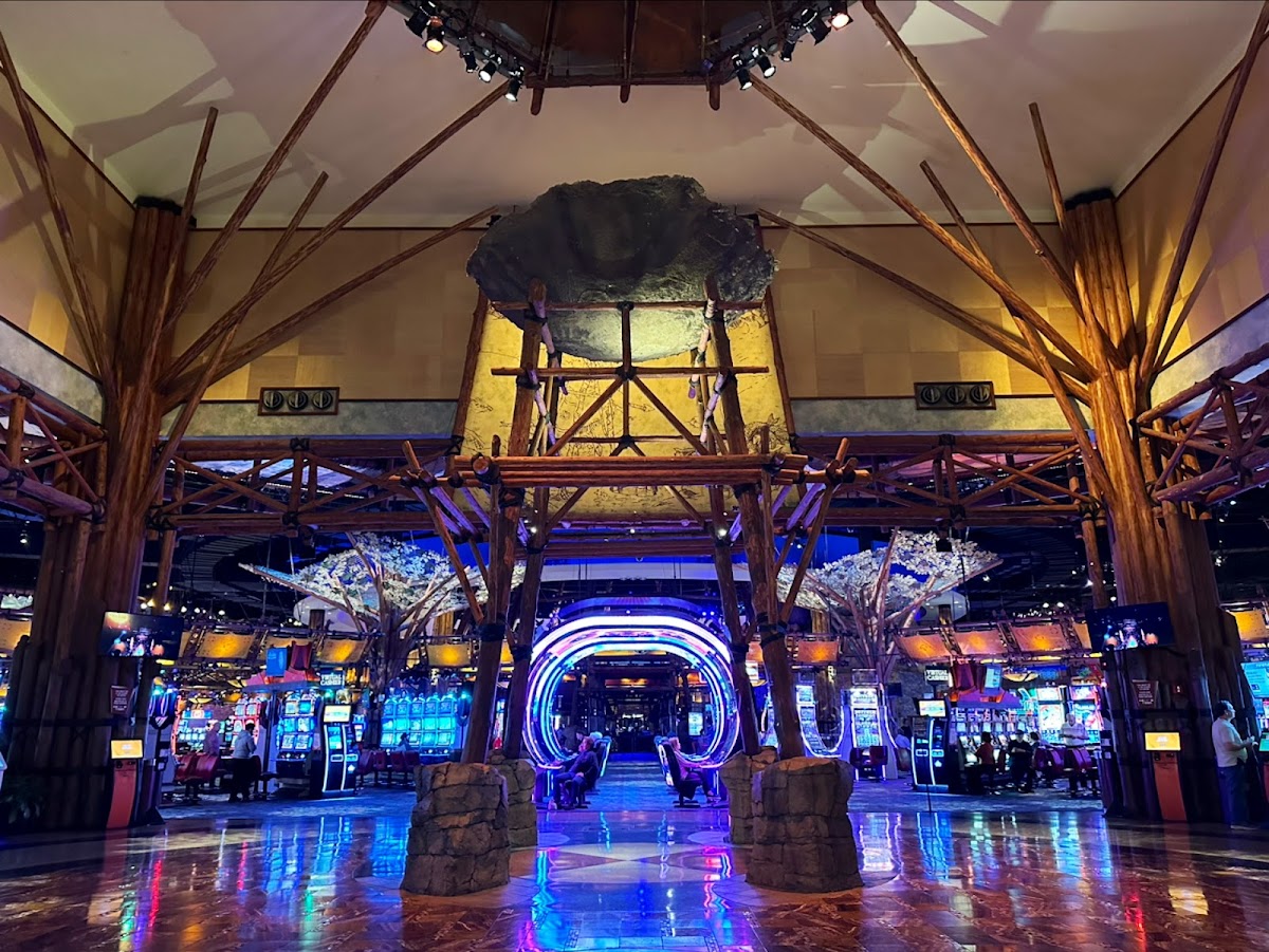 Mohegan Sun — photo 4