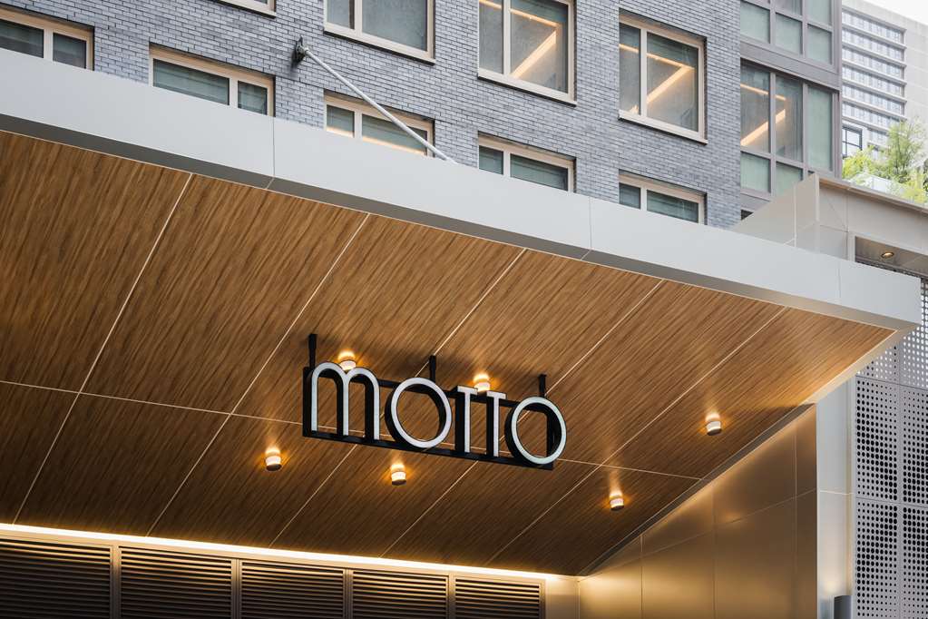 Motto by Hilton New York City Times Square — photo 1