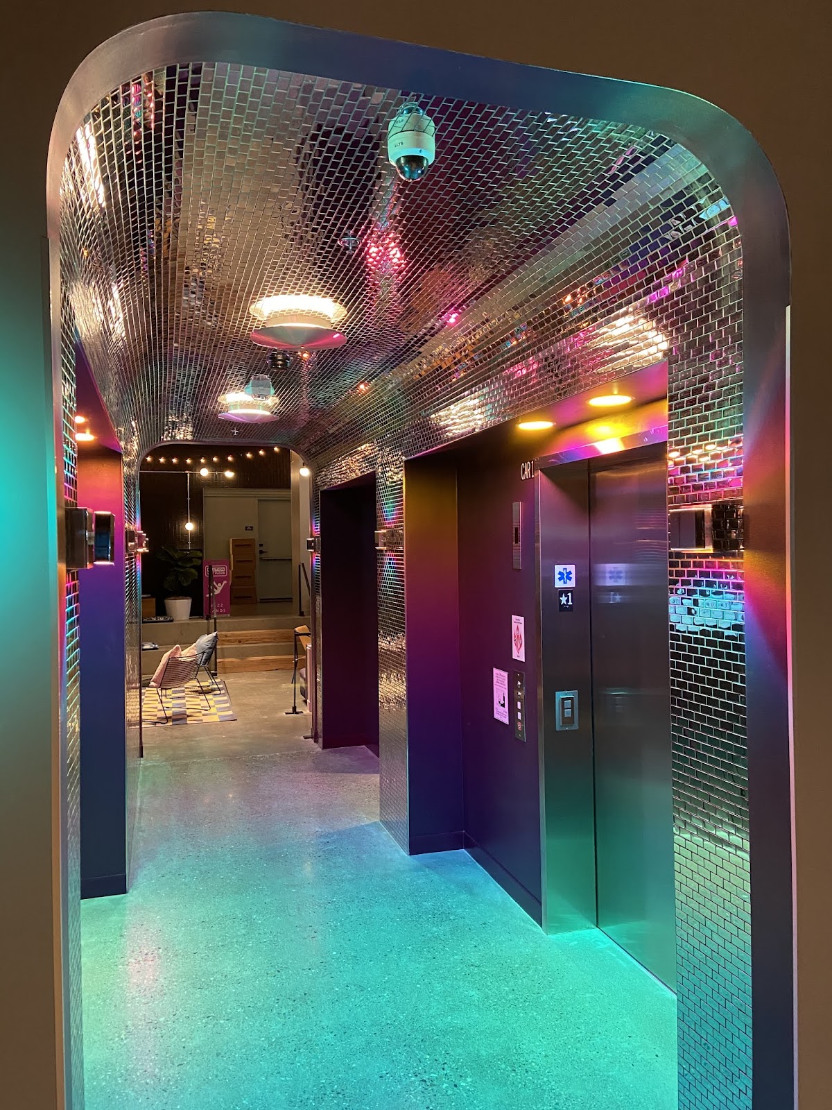Moxy Portland Downtown — photo 4
