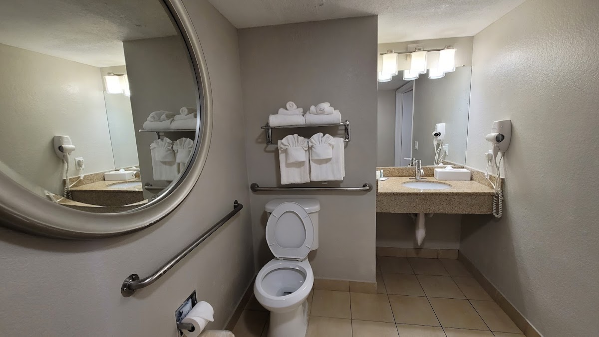 Quality Inn & Suites By the Parks — photo 5